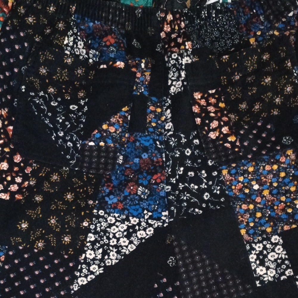 Patchwork Patterned Pants - Picture 7 of 7